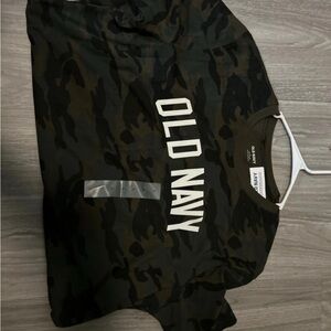 Old Navy Camouflage T-Shirt
